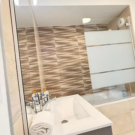 Apartment Le 72 Contemporain - Les Arenes *