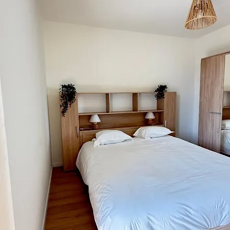 Le 72 Contemporain - Les Arenes Apartment