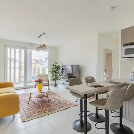 Le 72 Contemporain - Les Arenes