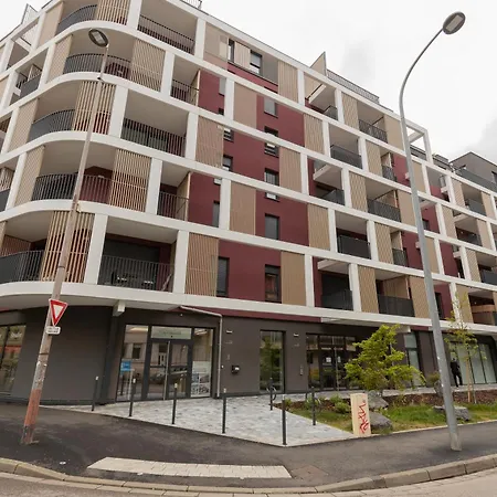Le 72 Contemporain - Les Arenes