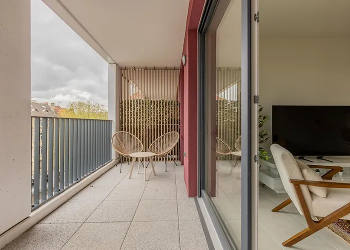 Le 72 Contemporain - Les Arenes Мец